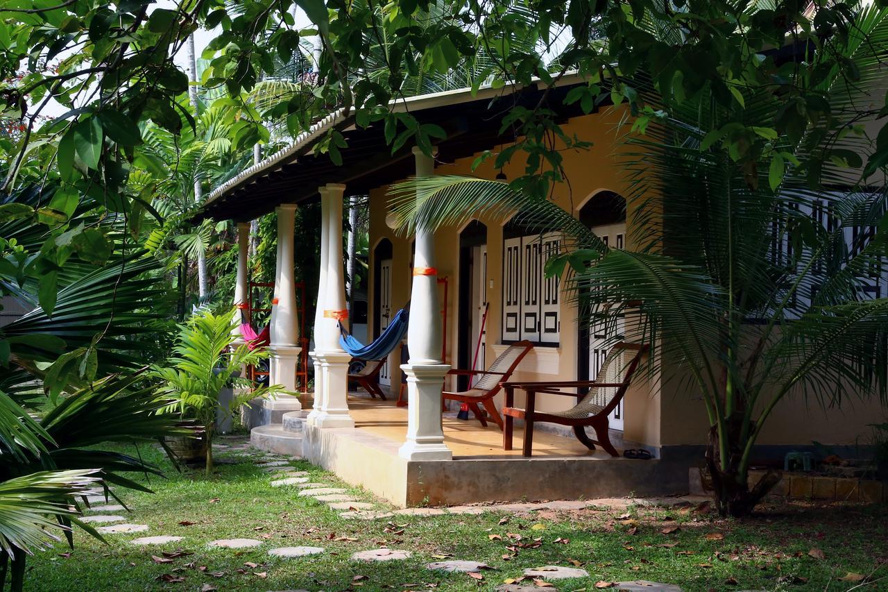 Coconut Villa Midigama East Exteriör bild