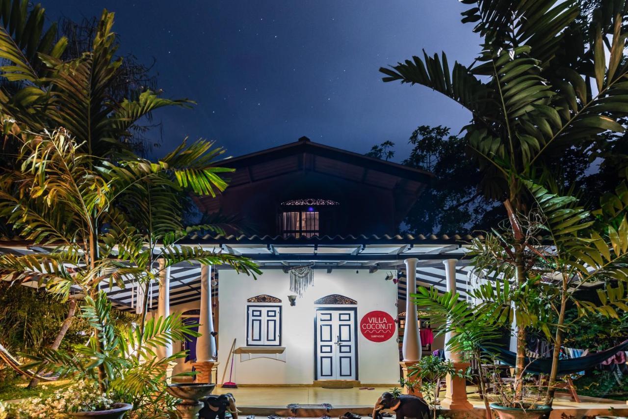Coconut Villa Midigama East Exteriör bild