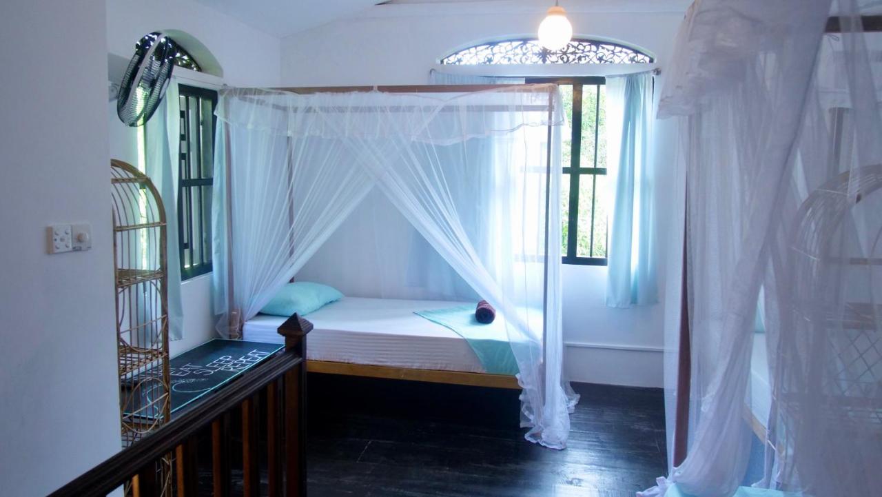 Coconut Villa Midigama East Exteriör bild