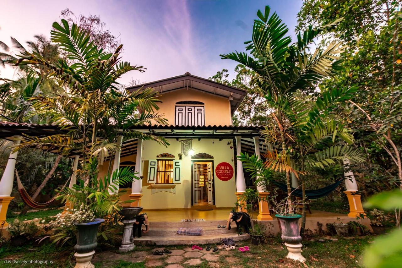 Coconut Villa Midigama East Exteriör bild